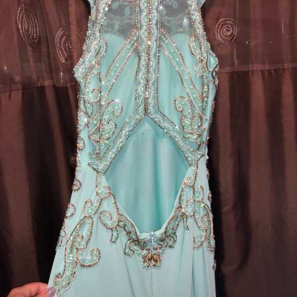 ALICE beaded full length prom dress - Picture 6 of 8
